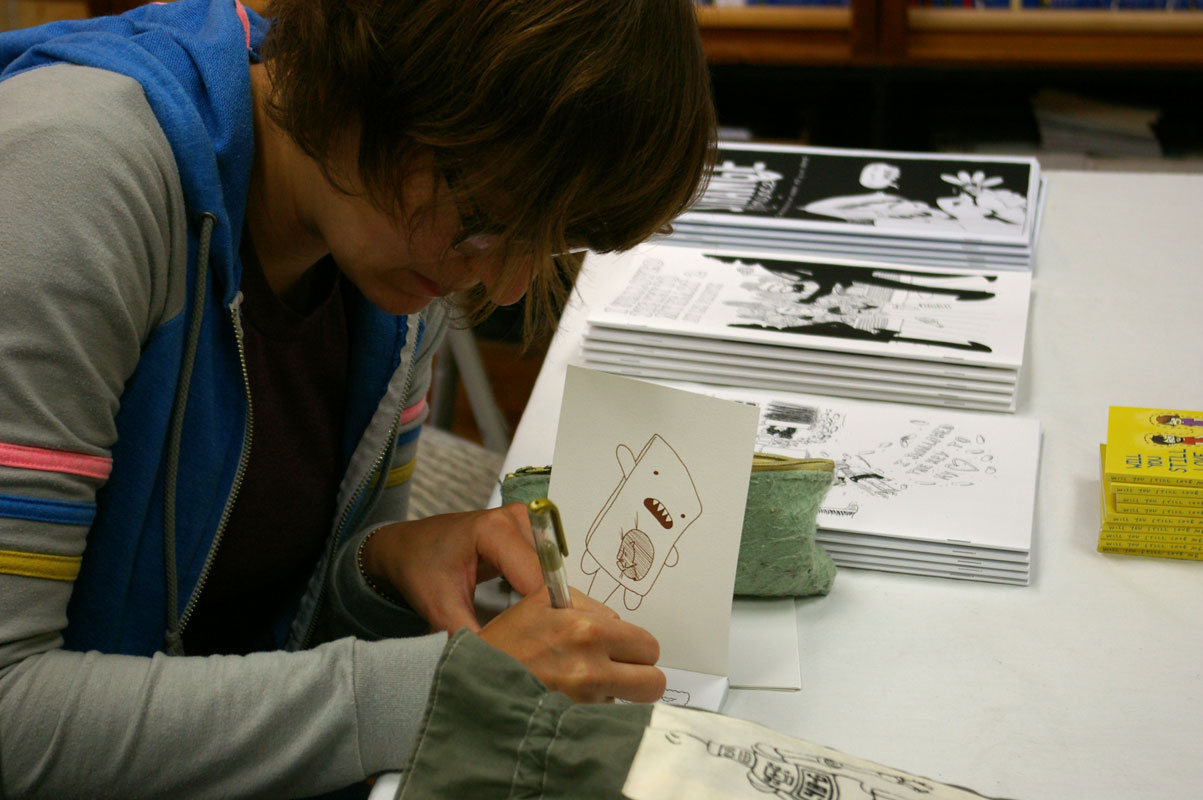 Liz Prince signing at Hub Comics